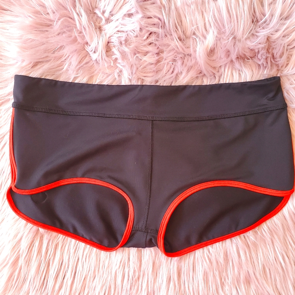 Pivotstar Chica Bomb Hot Shorts XL